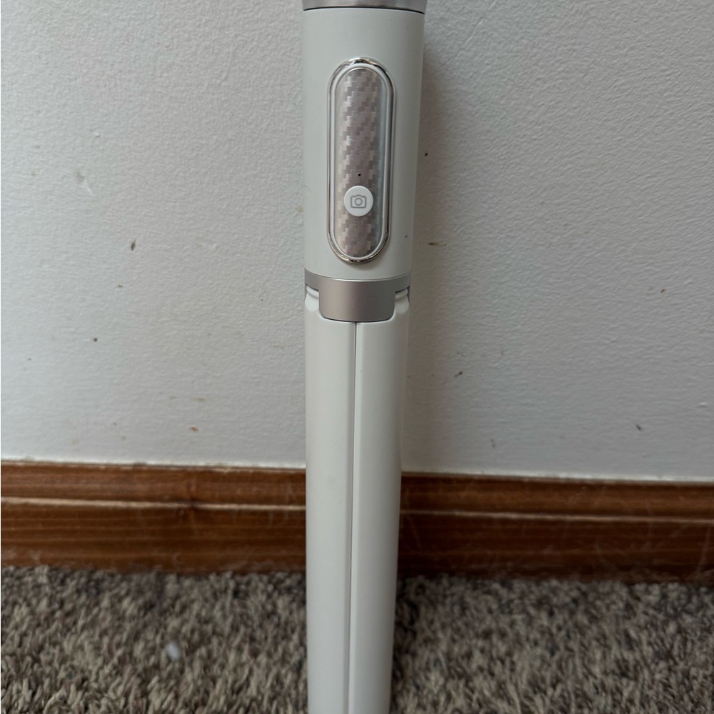 Cell Phone Selfie Stick Tripod,Smartphone Stand Wireless